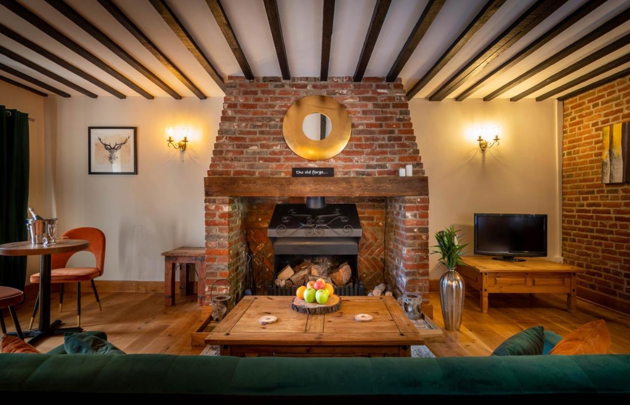The Farmhouse At Fincham Bagian luar foto